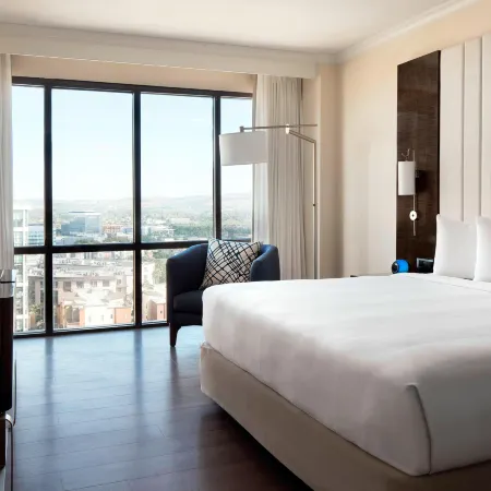 Irvine Marriott Hotels in Irvine
