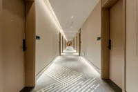 Baiman Light Luxury Hotel