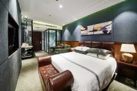 Multi-dimensional Space Hotel (Qingdao Licun Pedestrian Street) Hotel in zona Qingdao Bochuan Economic College