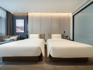 Atour Hotel Tianchang Qianqiu Avenue Bus Terminal Center