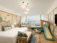 Island Shangri-La, Hong Kong Hotels near SoHo