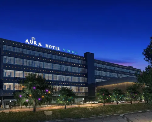 Aura Hotel タシケントのホテル