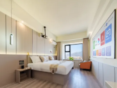 秋果家ホテル（泰安高速鉄道駅） 泰安のホテル