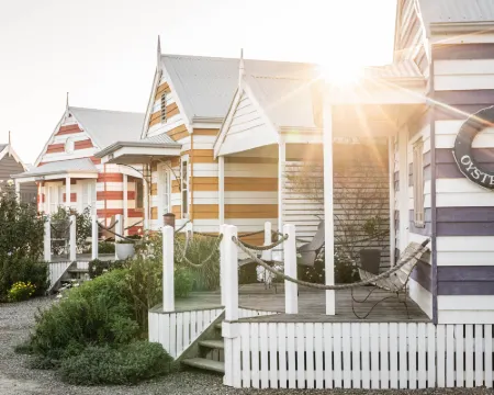 Beach Huts Middleton Hotels in Goolwa