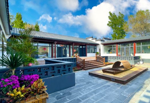 Qiyu Hualing Suli Holiday Homestay