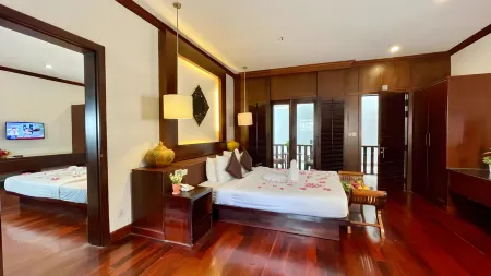 The Moon Residence & Spa
