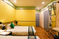 Swing & Pillows @ Golden Roof Hotel Seri Iskandar, Ipoh - 2-Star