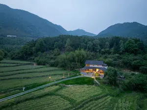샹예얼성(간저우쿵둥쑤지)