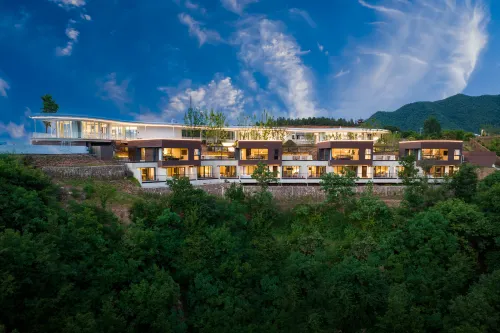 Landscape Hidden Cottage,360°Mountain and Sea View,Cliff Swimming Pool, Forest View Manor