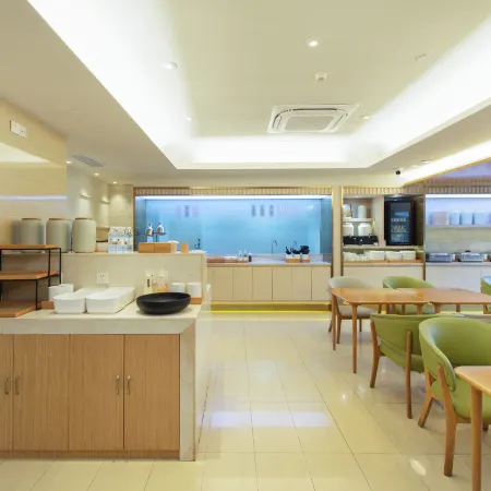 Ji Hotel (Guangzhou Beijing Road Pedestrian Street Yuexiu Park) Отели рядом с достопримечательностью «Городской Музей Гуанчжоу»