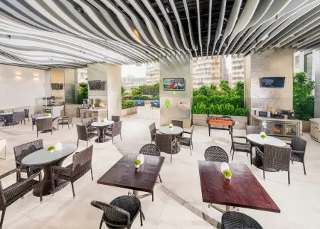 iclub To Kwa Wan Hotel Отели рядом с достопримечательностью «Сайкун-Таун»