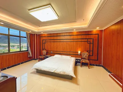 Rongcheng Xinxin Chengyi Hotel Các khách sạn gần Zhashan Scenic Resort