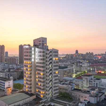 JI Hotel (Jiangyin Zhongshan Park Subway Station Ba Bai Ban)