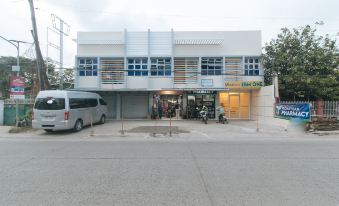 4. RedDoorz..