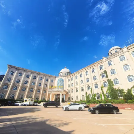 Roman Holiday Hotel