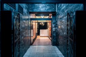 One Luxury Suites