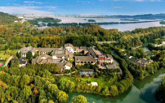Hangzhou Jinxi Hotel Отели рядом с достопримечательностью «Shuangfeng Chayun Scenic Resort»