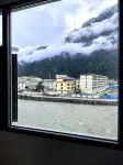Yunduo Peach Blossom Hotel (Bomi Plaza) - Bergblick