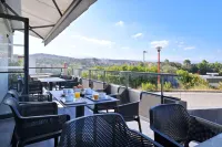 Résidence Easy Lodge Hotels in Alata