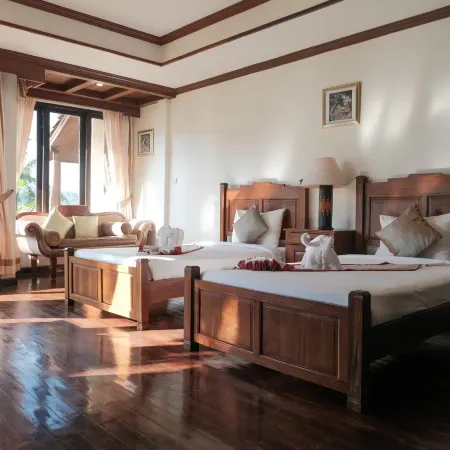 Kooncharaburi Resort - Koh Chang Отели рядом с достопримечательностью «Namtok Khiri Phet»