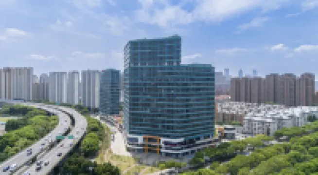 Homeinn Selected Hotel (Wuxi Railway Station Jinlun Star Space Commercial Plaza) โรงแรมในอู๋ซี