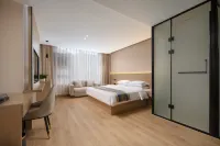 Cloud Sea Dream Hotel