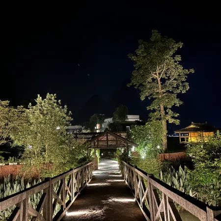 Golden Valley View Homestay (Mingshi Countryside Branch)