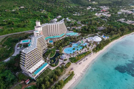 Kensington Hotel Saipan Отели рядом с достопримечательностью «Мариана Резорт & Спа»