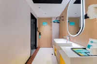 Guiyang Nanhai Pearl Hotel