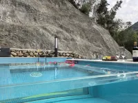 桐廬寒泉精舍湯泉民宿（雅魯漂流山灣灣景區店） - 溫泉