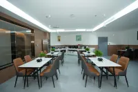 Urban Garden Hotel (HaiNan Ding'an County Bus Station Branch)