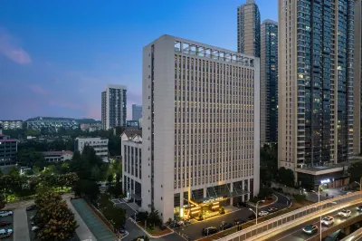 Fontoo Hotel Wuhan Xiongchu Avenue Hotel dekat Wuhan City Vocational College (South Campus)
