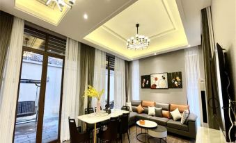 Yingdeo garden heart flower town chocolate kingdom fashion hot spring villa