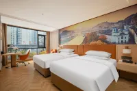 Vienna Hotel (Bijie Jinsha Taishan Road Langyue Square） - موقف سيارات