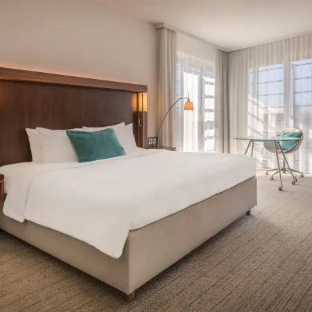 Courtyard by Marriott Cologne ケルンのホテル