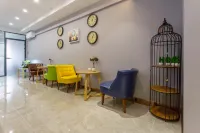 Aljin Hotel (Harbin West Railway Station Wanda Plaza Branch) - Condos