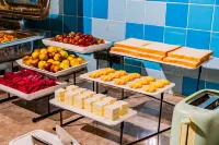 โฮม อินน์ โฮเต็ล เลอซาน เซ็นเตอร์ฟู้ดสตรีท