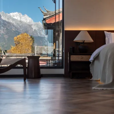 Yulong Qiyunli Designer Homestay Hotels near Baisha Ancient Town