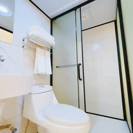 Seaside Countryside Starry Sky Camp B&B (Zhuhai Doumen Royal Hot Spring Branch) Отели рядом с достопримечательностью «Храм Цзиньтай»