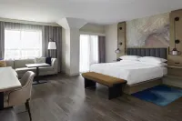 Kingston Marriott Hotel