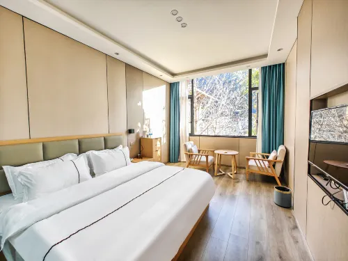 Li County Wuyoucheng Hotel