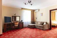 Hotel Arkadia Royal Hotel a Gmina WiAzowna