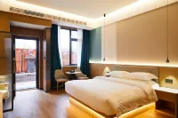 Imperial  city Hotel