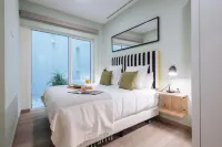 Sercotel Sevilla Guadalquivir Suites Hotels in 