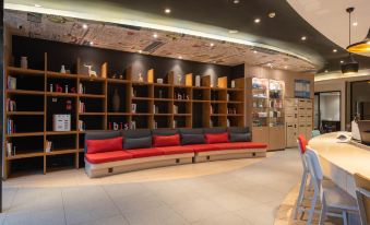 Ibis Hotel (Xi'anbei Railway Station)