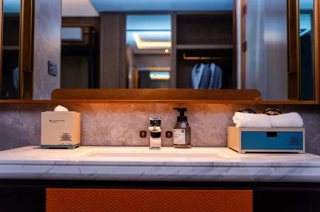 WYNDHAMGARDEN Отели рядом с достопримечательностью «Bianhe Street»