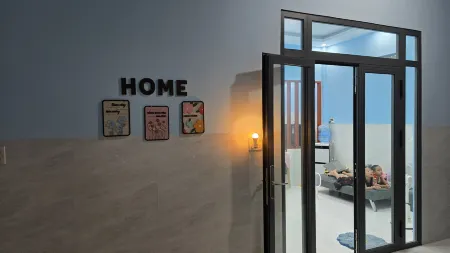 Dan Family Homestay Отели рядом с достопримечательностью «Doi Duong Beach»