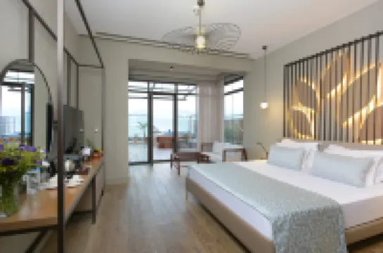 佩吉飯店-僅限18歲以上的成人