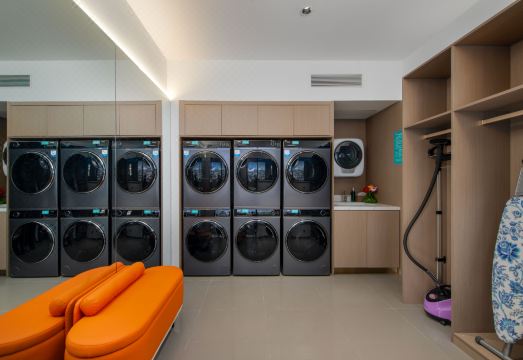 마그노텔 호텔 로비 및 프론트 데스크