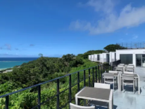 Glory island okinawa Yabusachi  Resort 南城のホテル